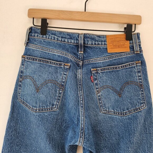 Levi's Premium Big E Wedgie Straight Medium Wash Button Fly Mom Jeans Women's 26 - Picture 6 of 13